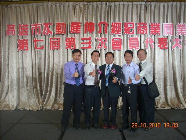 689493_12ae04dd3041c1e08674fee13bf71eb4